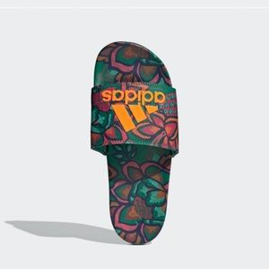 ADILETTE COMFORT SANDALS NWT